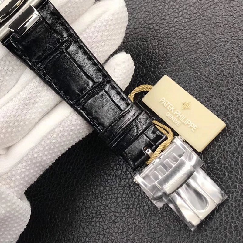 Patek Philippe Nautilus Annual Calendar Moonphase 5726/1A-014 Clone - Image 3