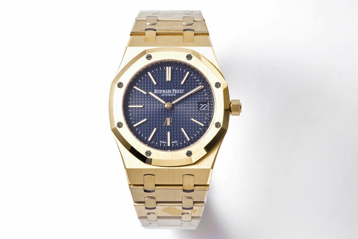 Audemars Piguet Royal Oak JUMBO Yellow Gold Blue dial - Image 8