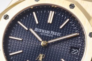 Audemars Piguet Royal Oak JUMBO Yellow Gold Blue dial