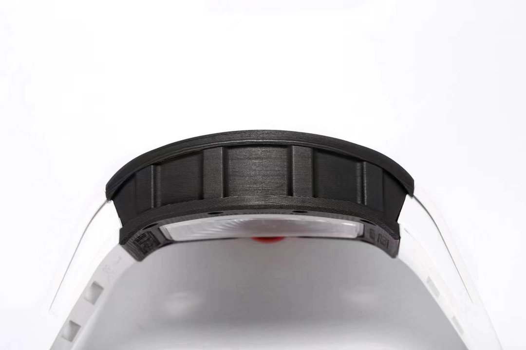 RM055 Black NTPT Carbon Fiber Case White Strap - Image 9