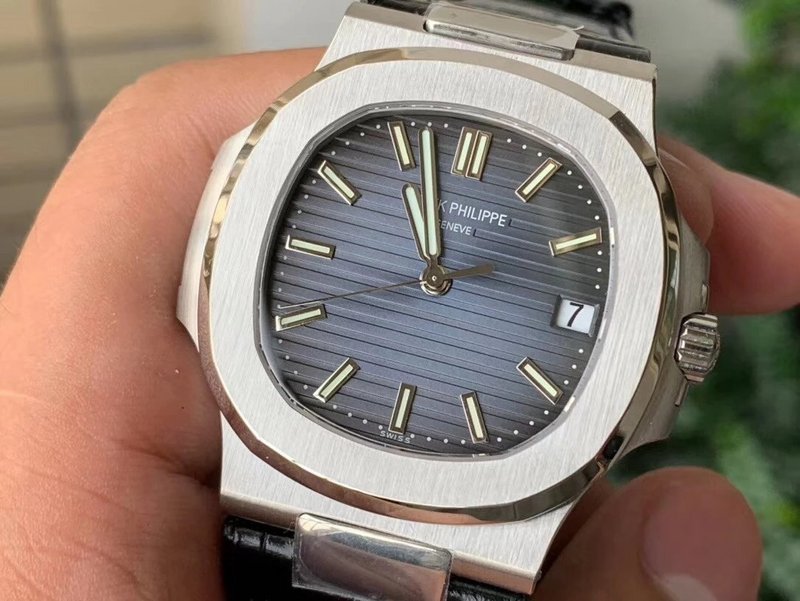 Patek Philippe Nautilus 5711 Blue Dial Leather strap Swiss Clone Replica - Image 2