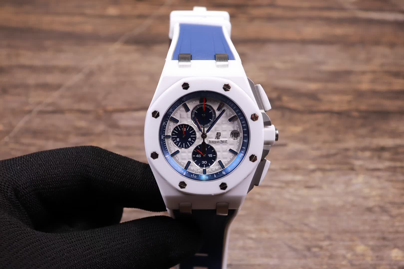 Audemars Piguet Royal Oak Offshore Ceramic Case - Image 4