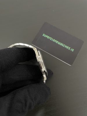Patek Philippe Nautilus 5711/1A Green Dial Clone Movement