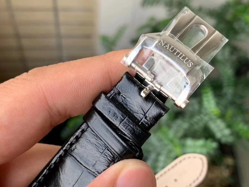 Patek Philippe Nautilus 5711 Leather Strap Swiss 1:1 Clone - Image 8