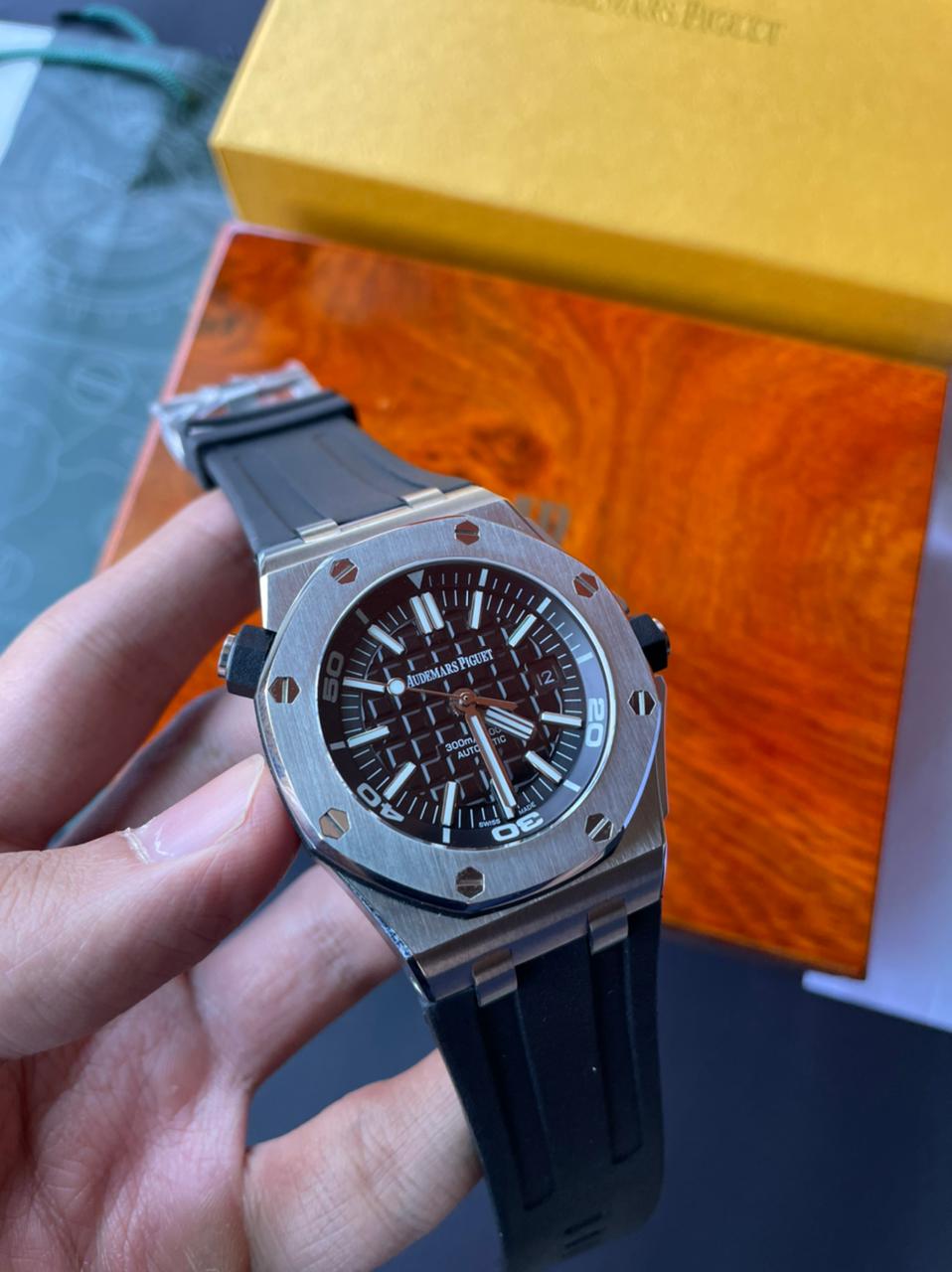 AP Royal Oak Offshore REF: 15710ST.OO.A052CA.01 Swiss movement Super Clone - Image 3