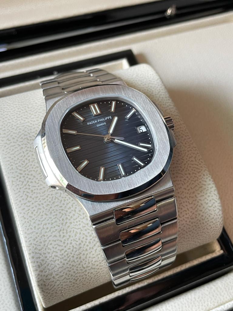 Super Clone Patek Philippe Nautilus 5711 - Image 2