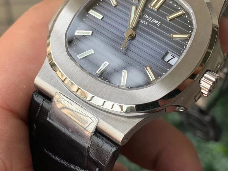 Patek Philippe Nautilus 5711 Blue Dial Leather strap Swiss Clone Replica - Image 3