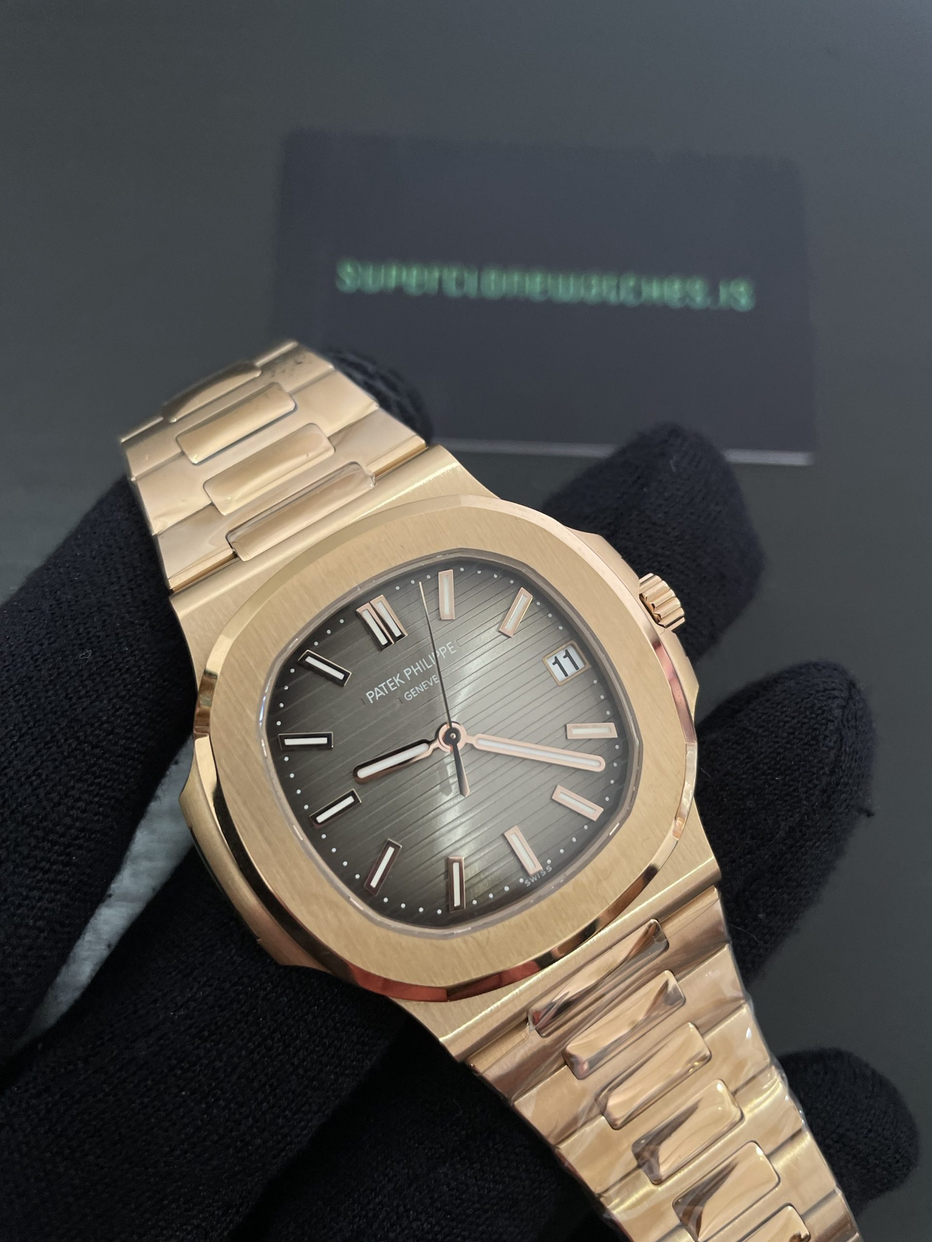 Patek Philippe Replica Nautilus 5711 Chocolate Dial Rose Gold Swiss Movement - Image 7