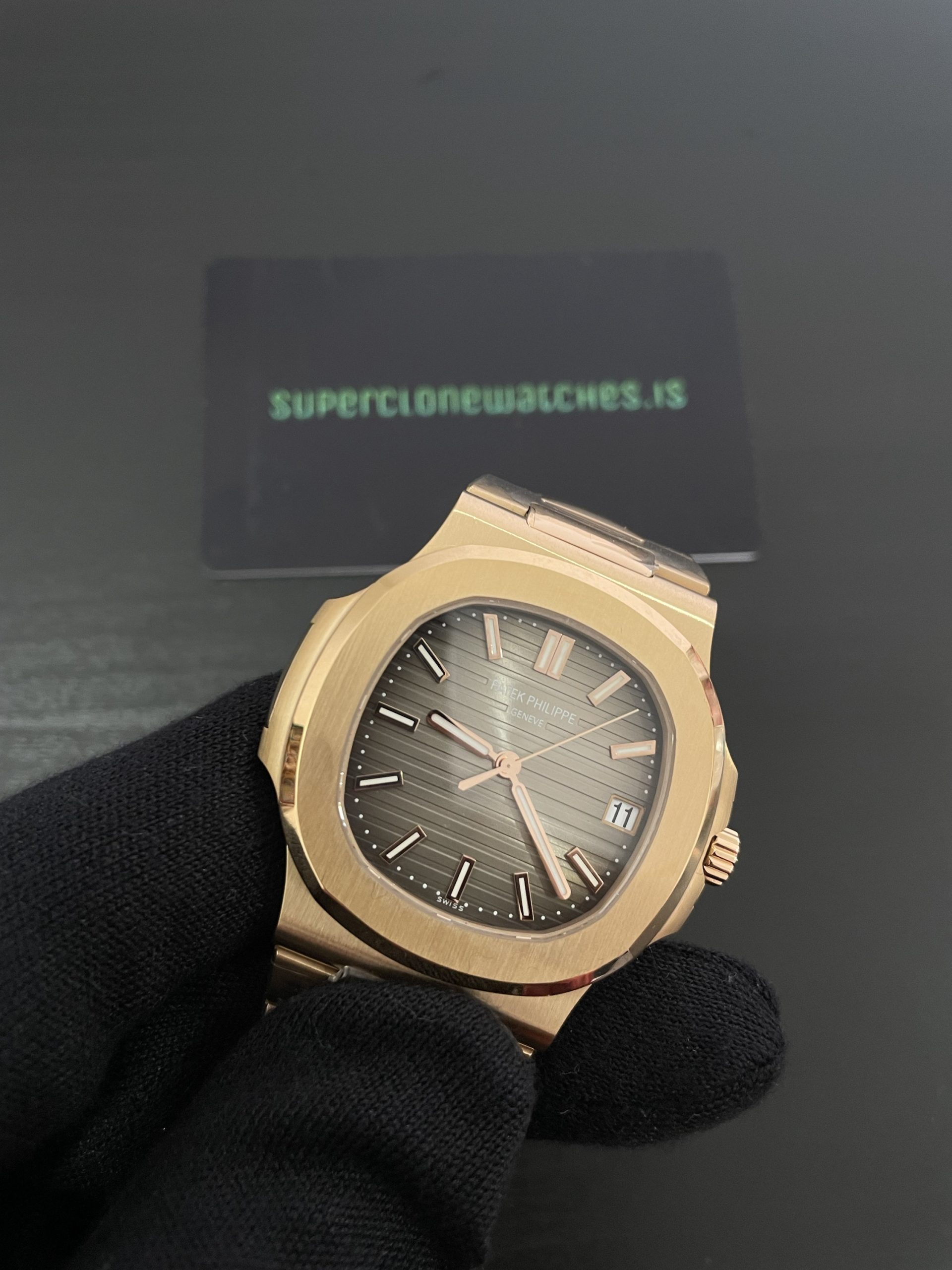 Patek Philippe Replica Nautilus 5711 Chocolate Dial Rose Gold Swiss Movement - Image 3