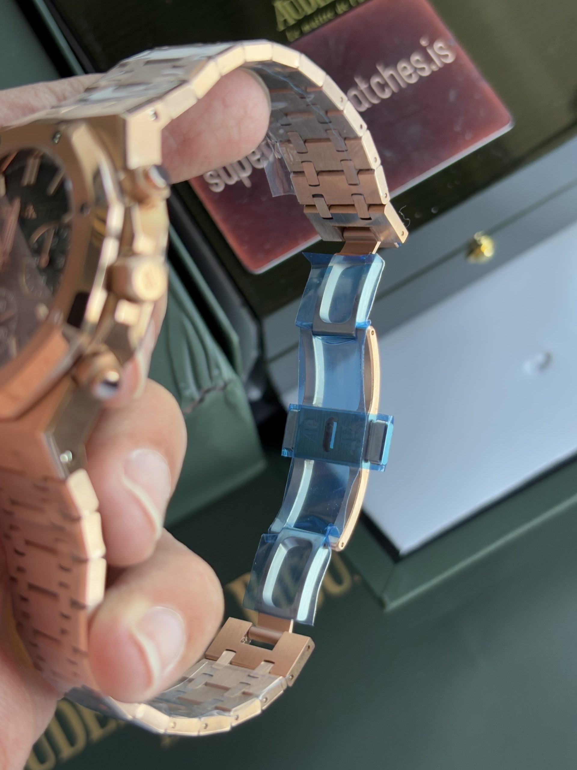 Audemars Piguet Royal Oak Chronograph Ref.26240 Rose Gold Green Dial Replica - Image 9