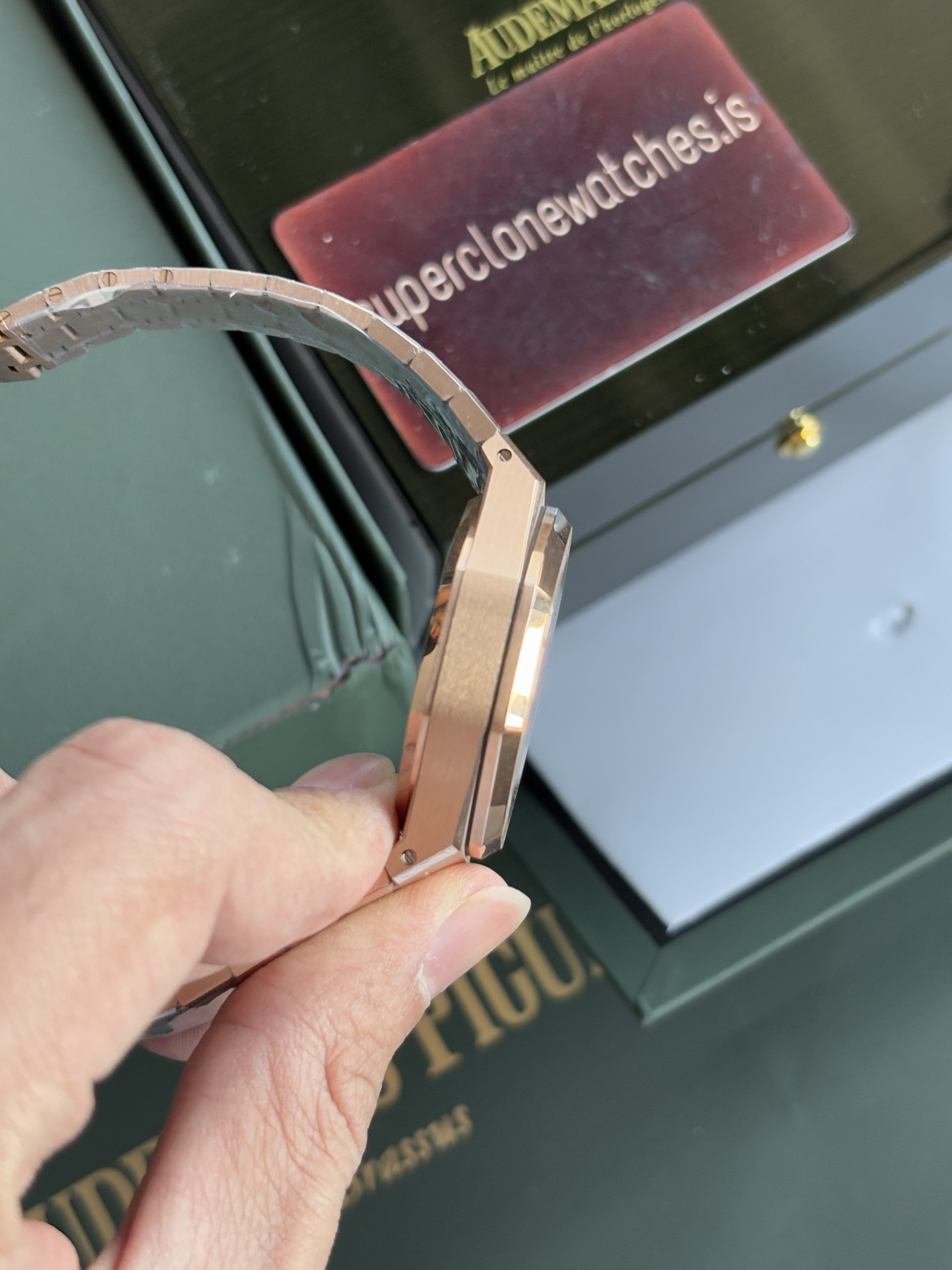 Audemars Piguet Royal Oak Chronograph Ref.26240 Rose Gold Green Dial Replica - Image 7