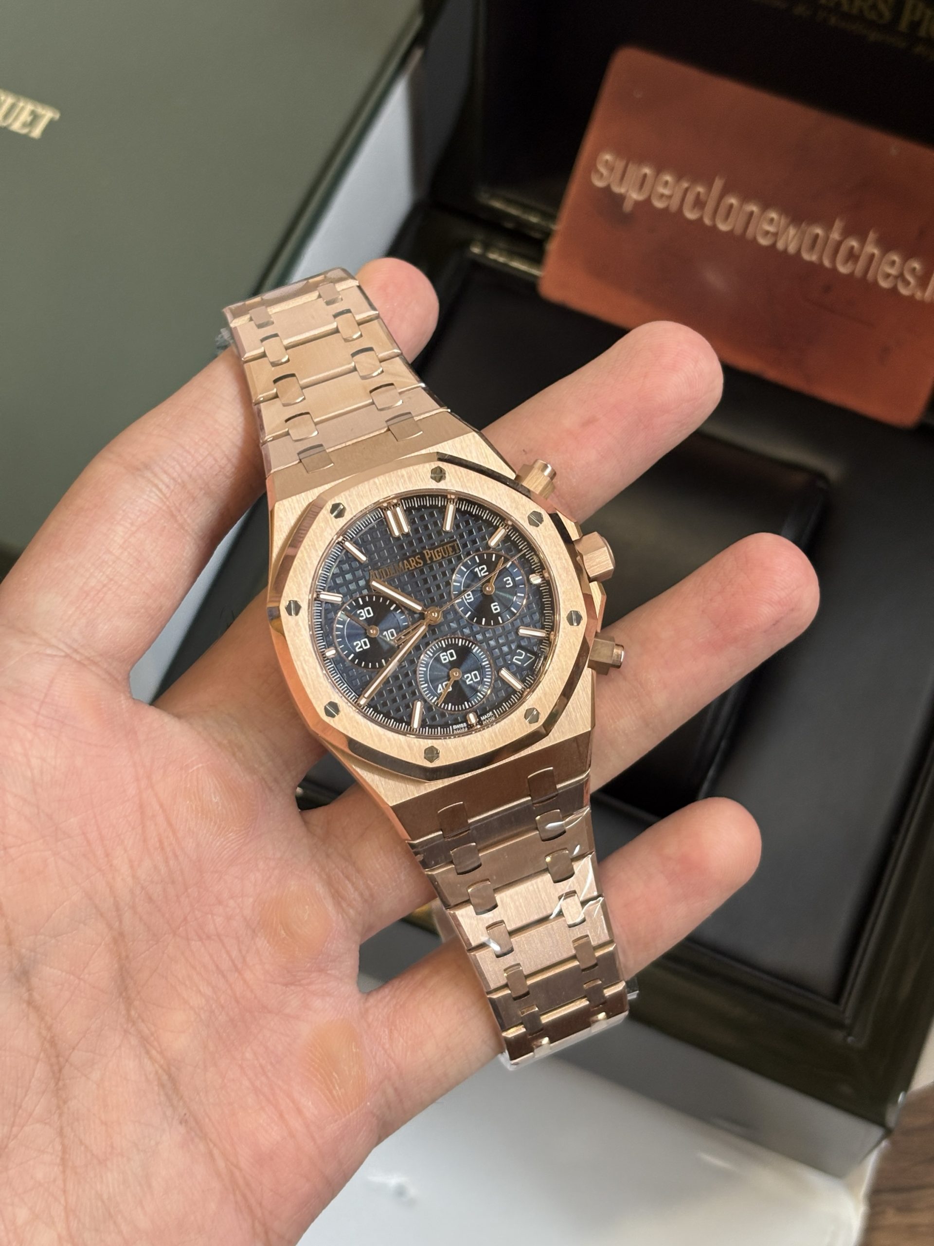 Audemars Piguet Royal Oak Chronograph Rose Gold Blue Dial Ref 26240 Super Clone - Image 8