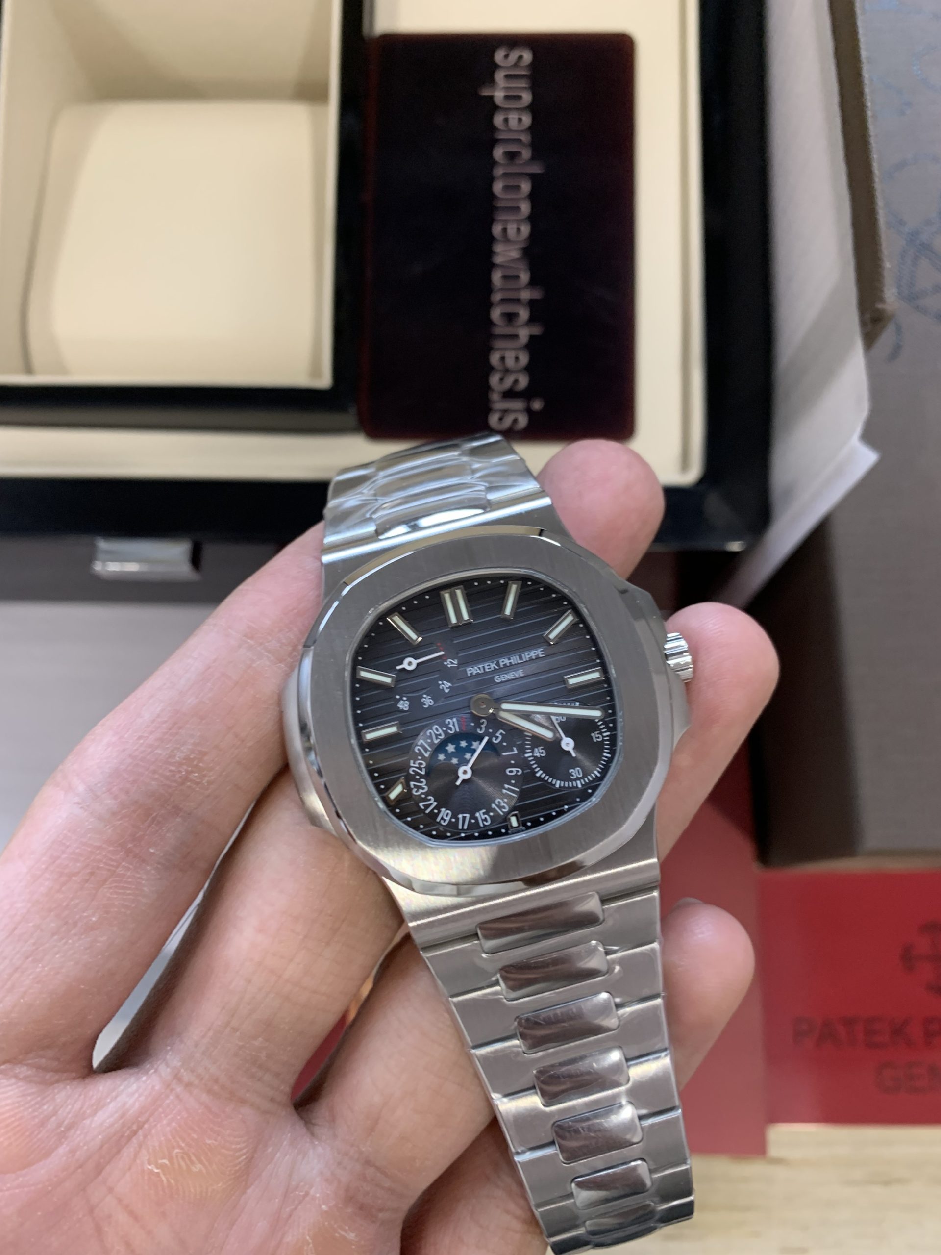 Patek Philippe Nautilus 5712/1A-001 Moonphase Superclone - Image 10