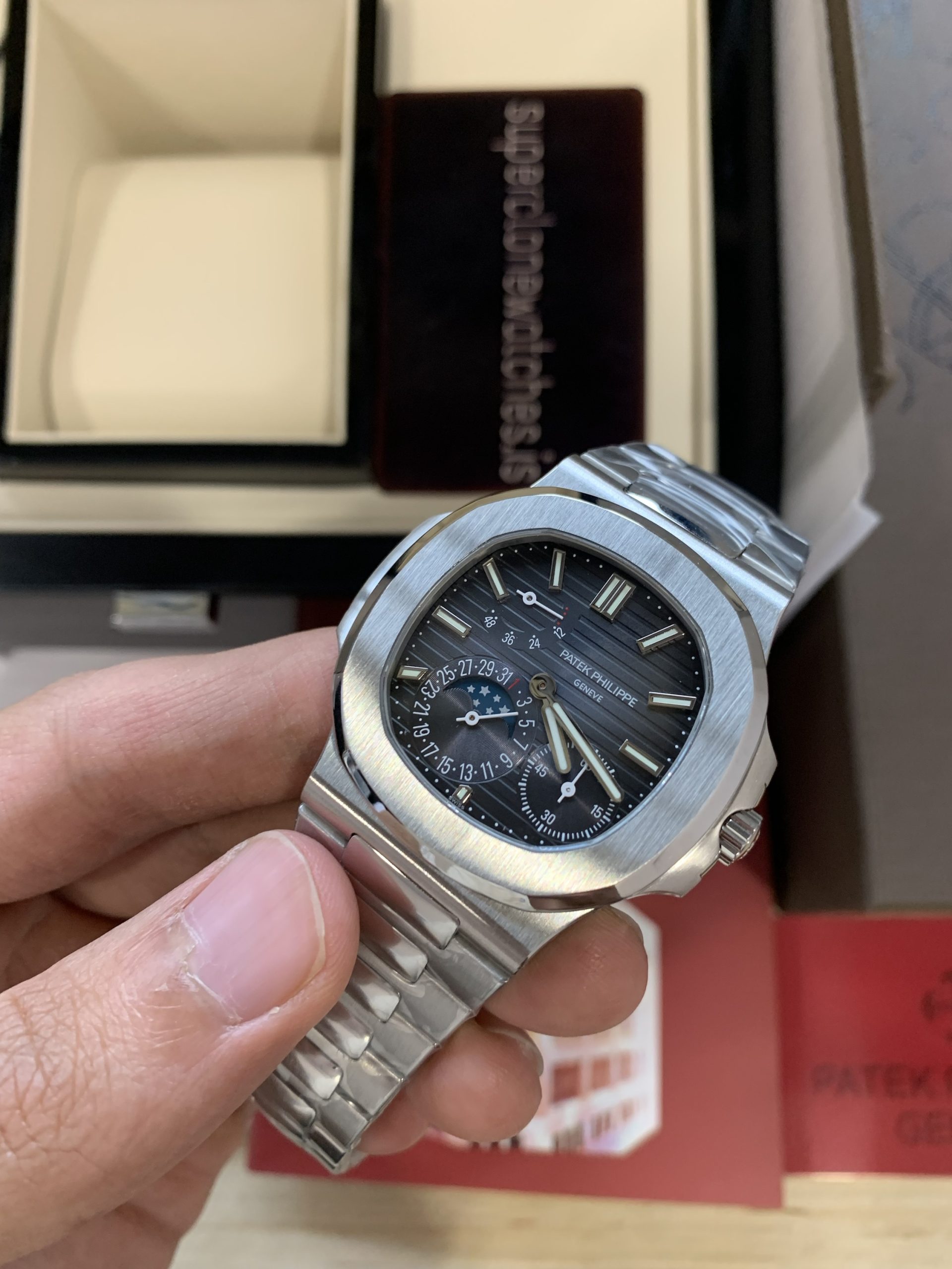 Patek Philippe Nautilus 5712/1A-001 Moonphase Superclone - Image 5