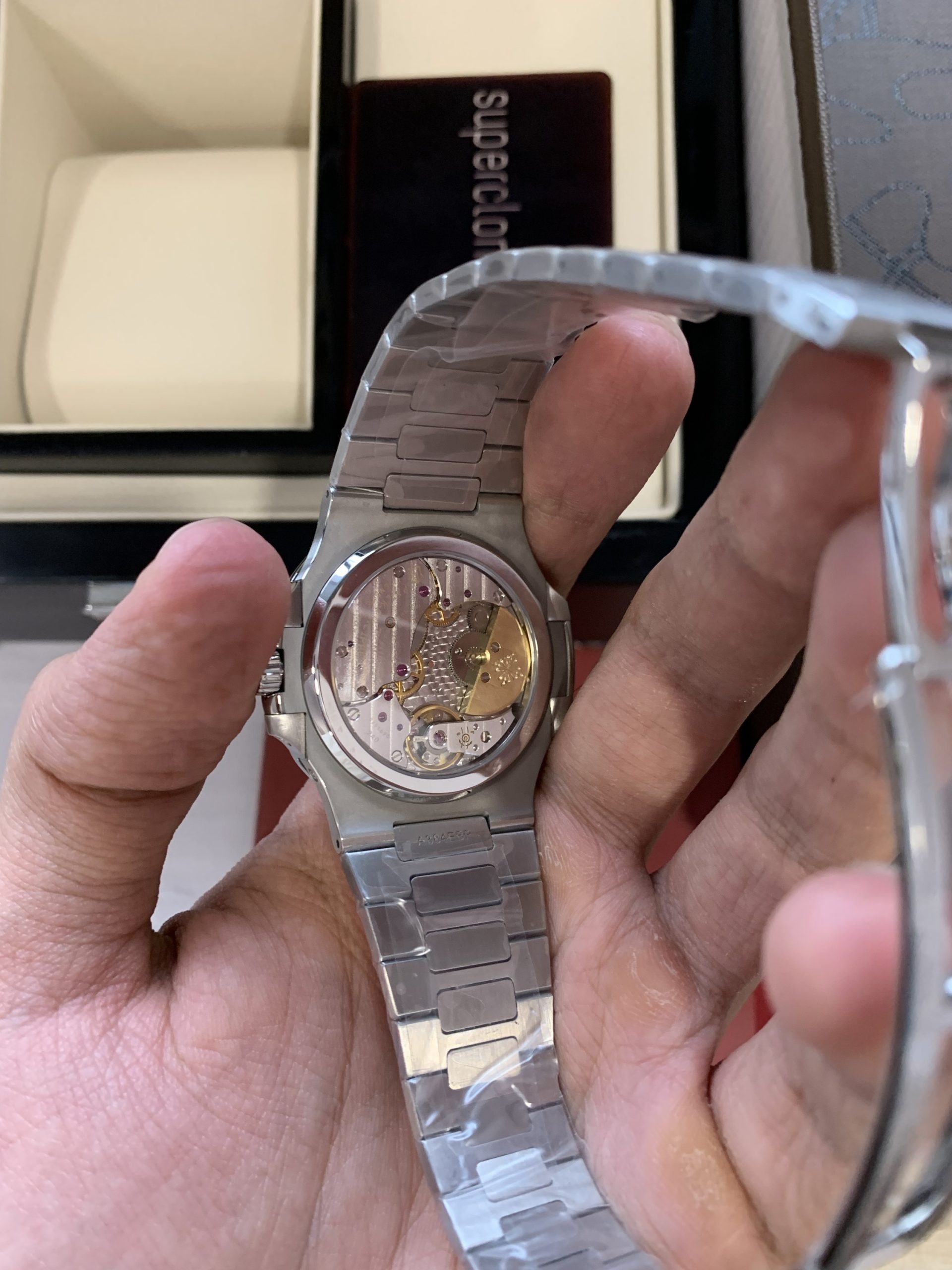 Patek Philippe Nautilus 5712/1A-001 Moonphase Superclone - Image 6