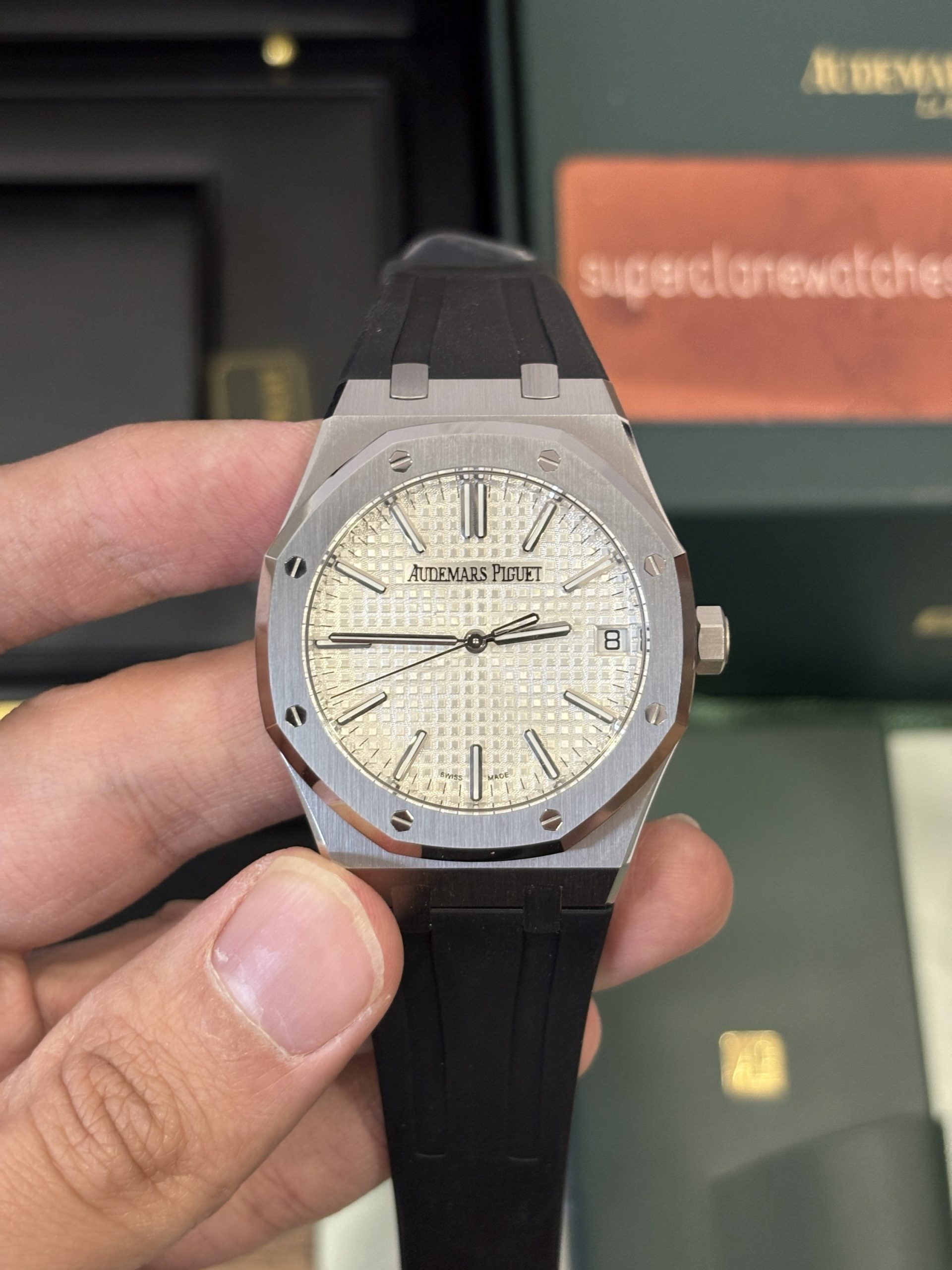 Audemars Piguet Royal Oak 15510ST White Dial Black Rubber Strap Super Clone - Image 4