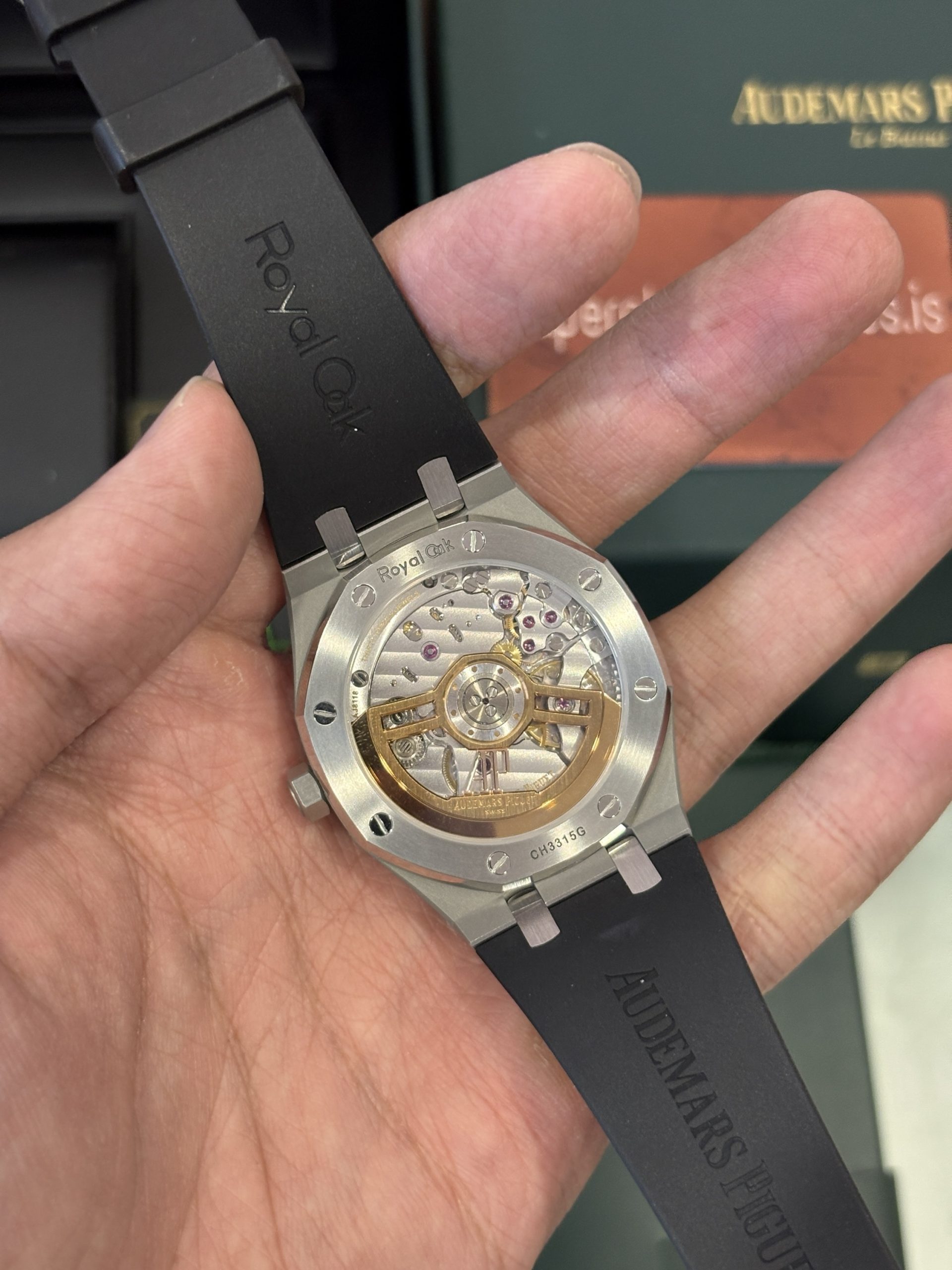 Audemars Piguet Royal Oak 15510ST White Dial Black Rubber Strap Super Clone - Image 2