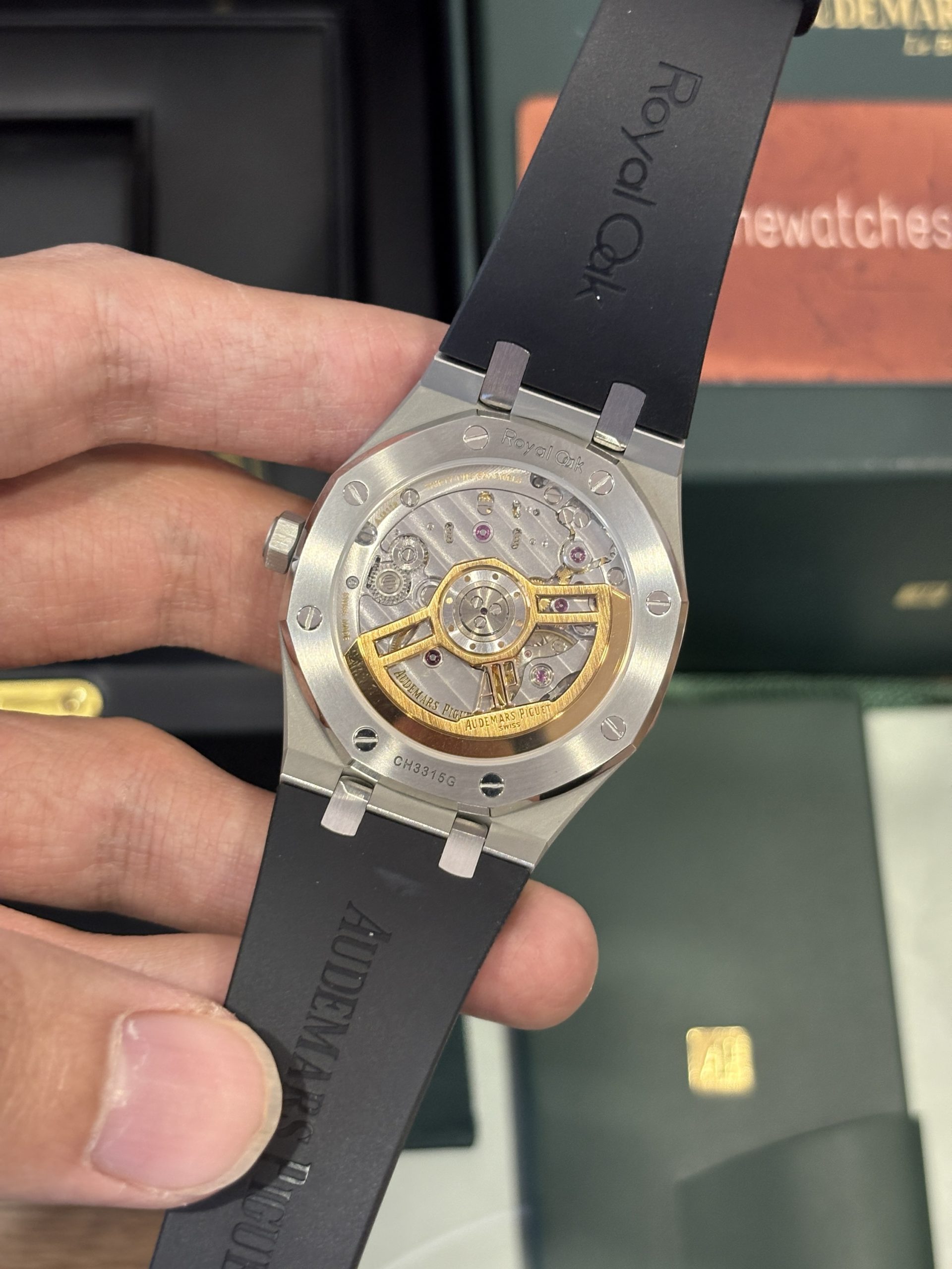 Audemars Piguet Royal Oak 15510ST White Dial Black Rubber Strap Super Clone - Image 6