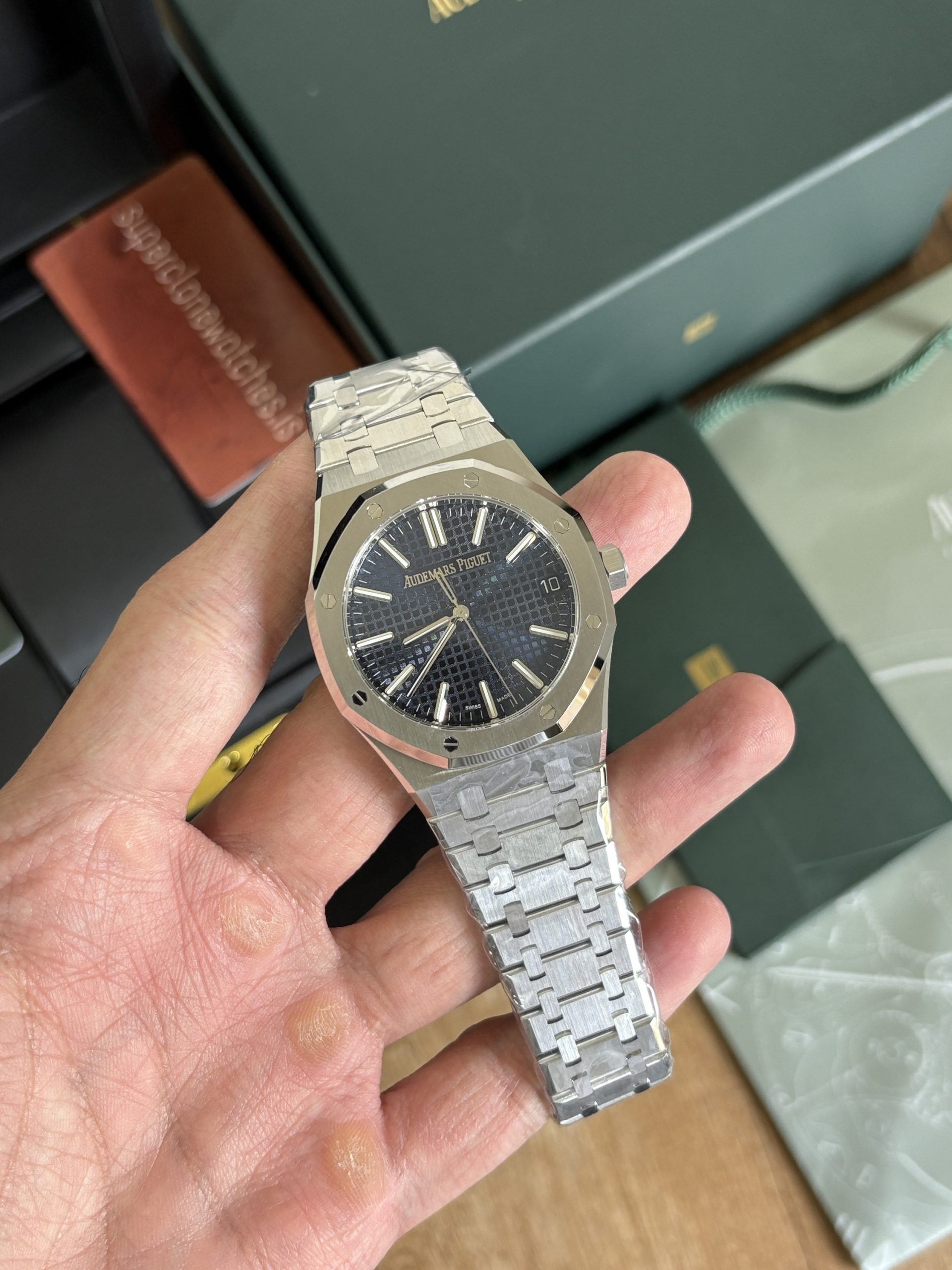 Audemars Piguet Royal Oak Replica Ref15510ST.OO.1320ST.06 Blue Dial - Image 2