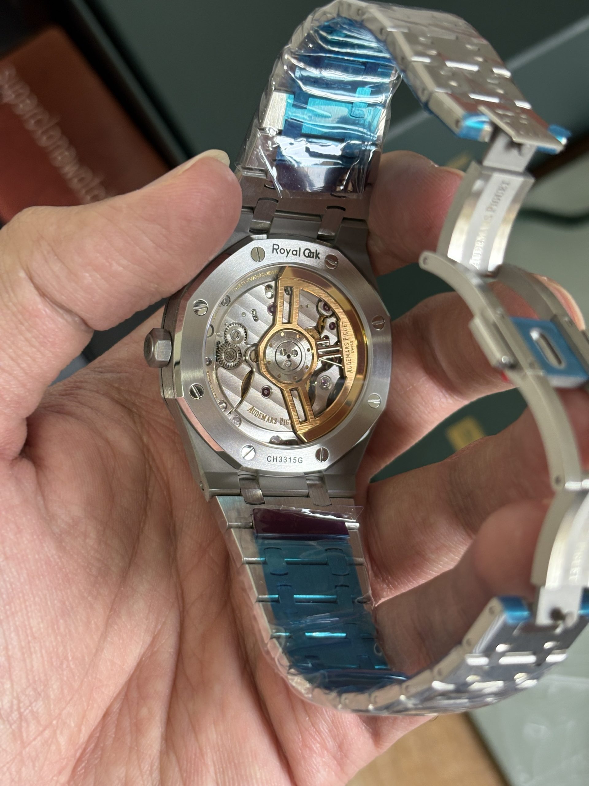 Audemars Piguet Royal Oak Replica Ref15510ST.OO.1320ST.06 Blue Dial - Image 5