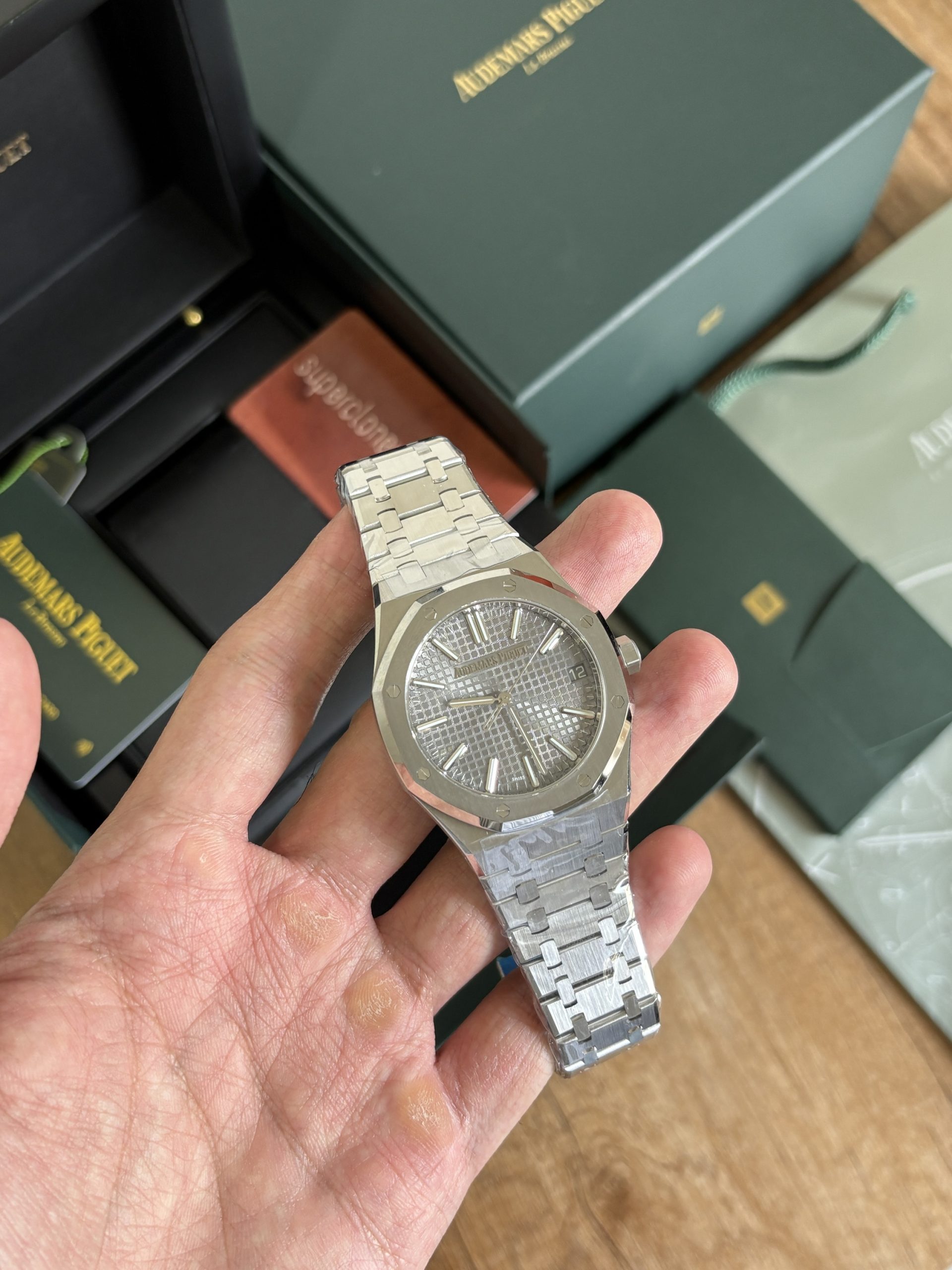 Audemars Piguet Royal Oak Grey Dial Ref.15510 Super Fake Watch - Image 9