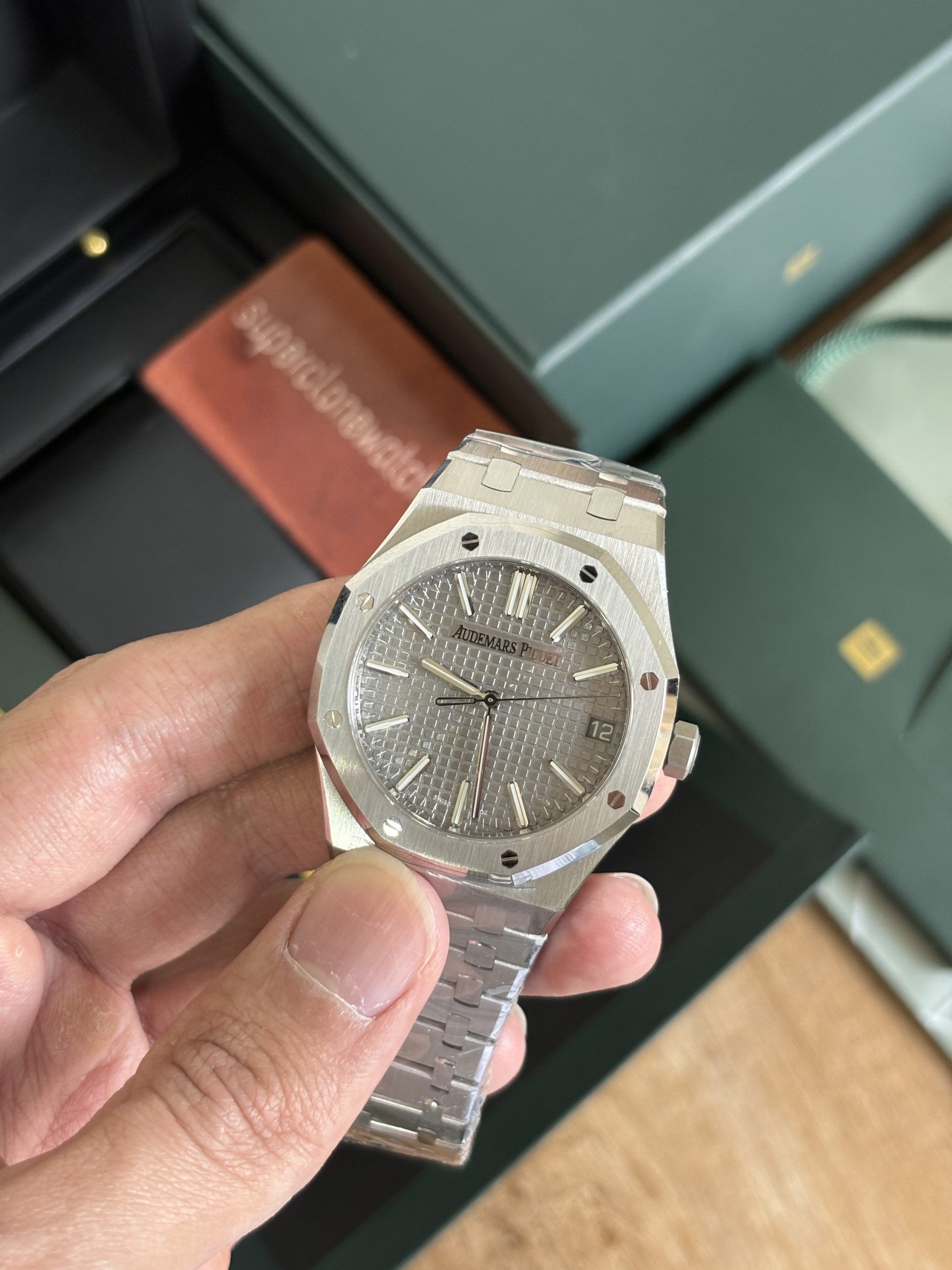 Audemars Piguet Royal Oak Grey Dial Ref.15510 Super Fake Watch - Image 10