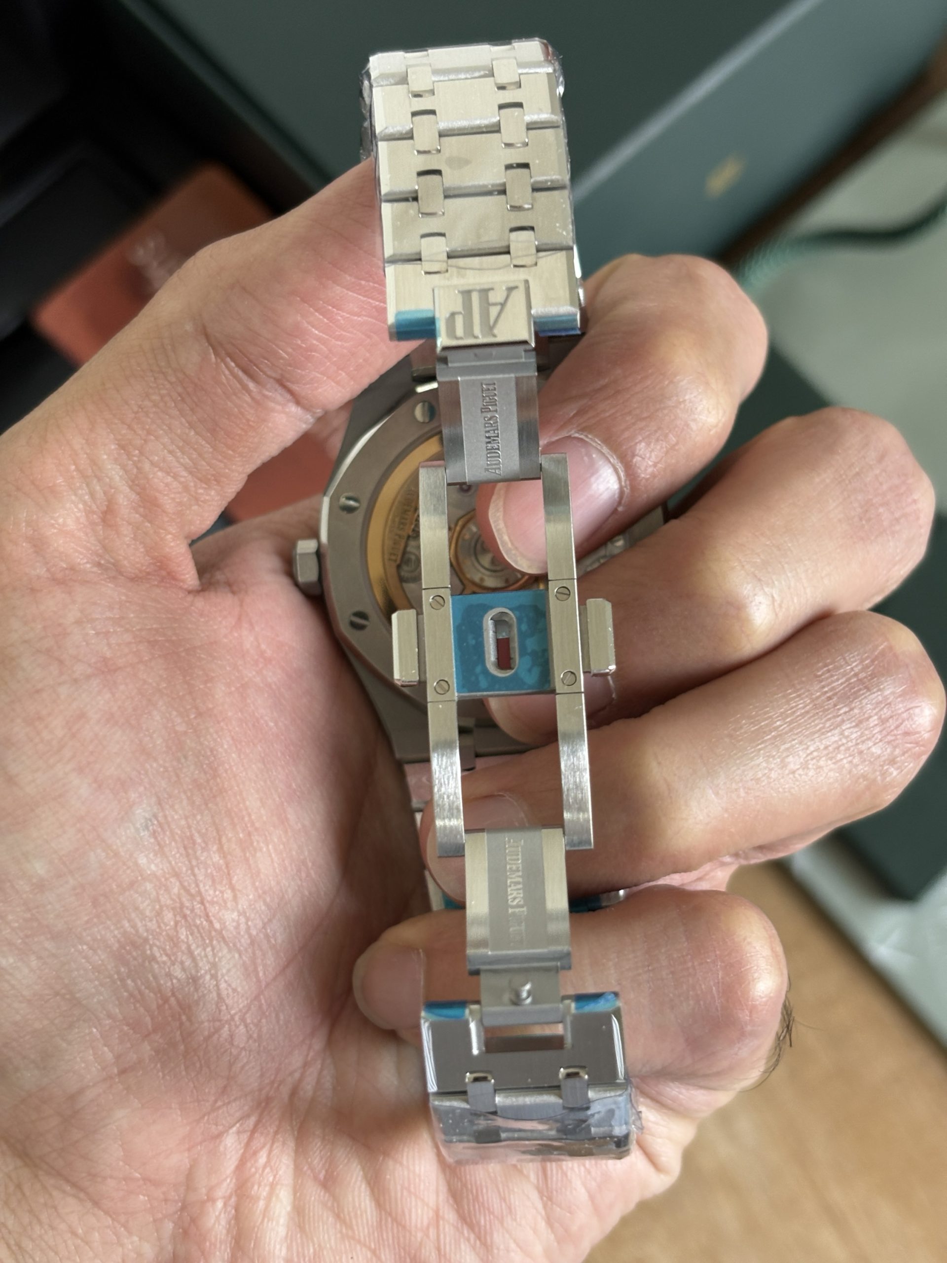 Audemars Piguet Royal Oak Grey Dial Ref.15510 Super Fake Watch - Image 3
