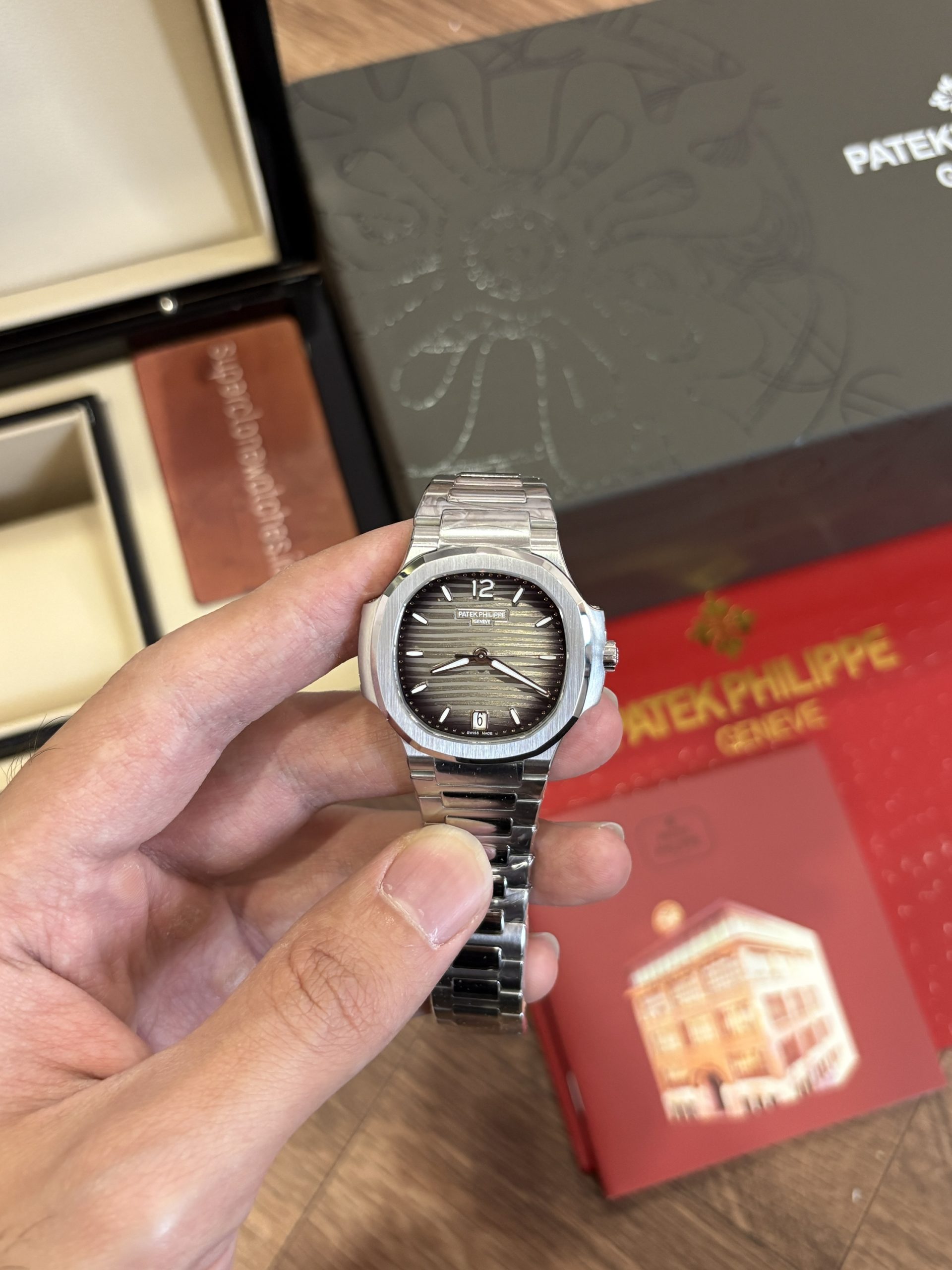 Superclone Patek Philippe Nautilus 7118/1A Smoke Grey Dial Stainless Steel - Image 7