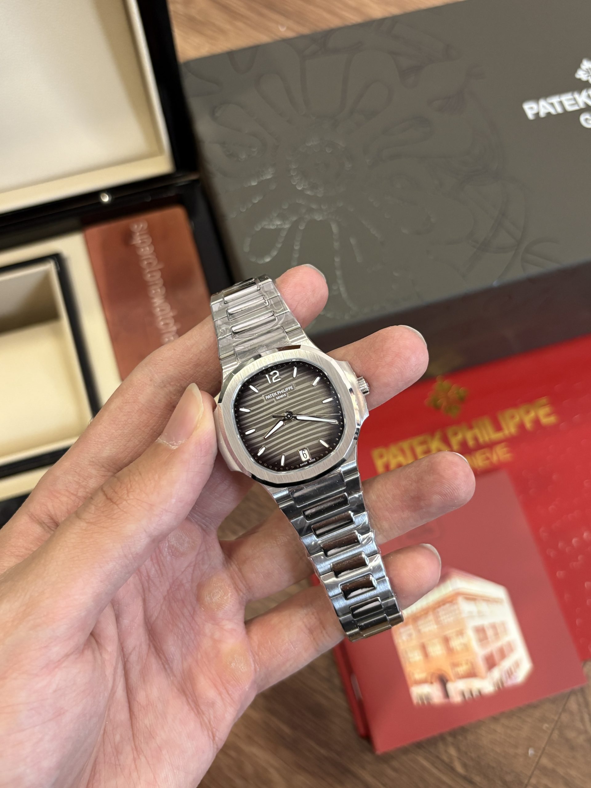 Superclone Patek Philippe Nautilus 7118/1A Smoke Grey Dial Stainless Steel - Image 8