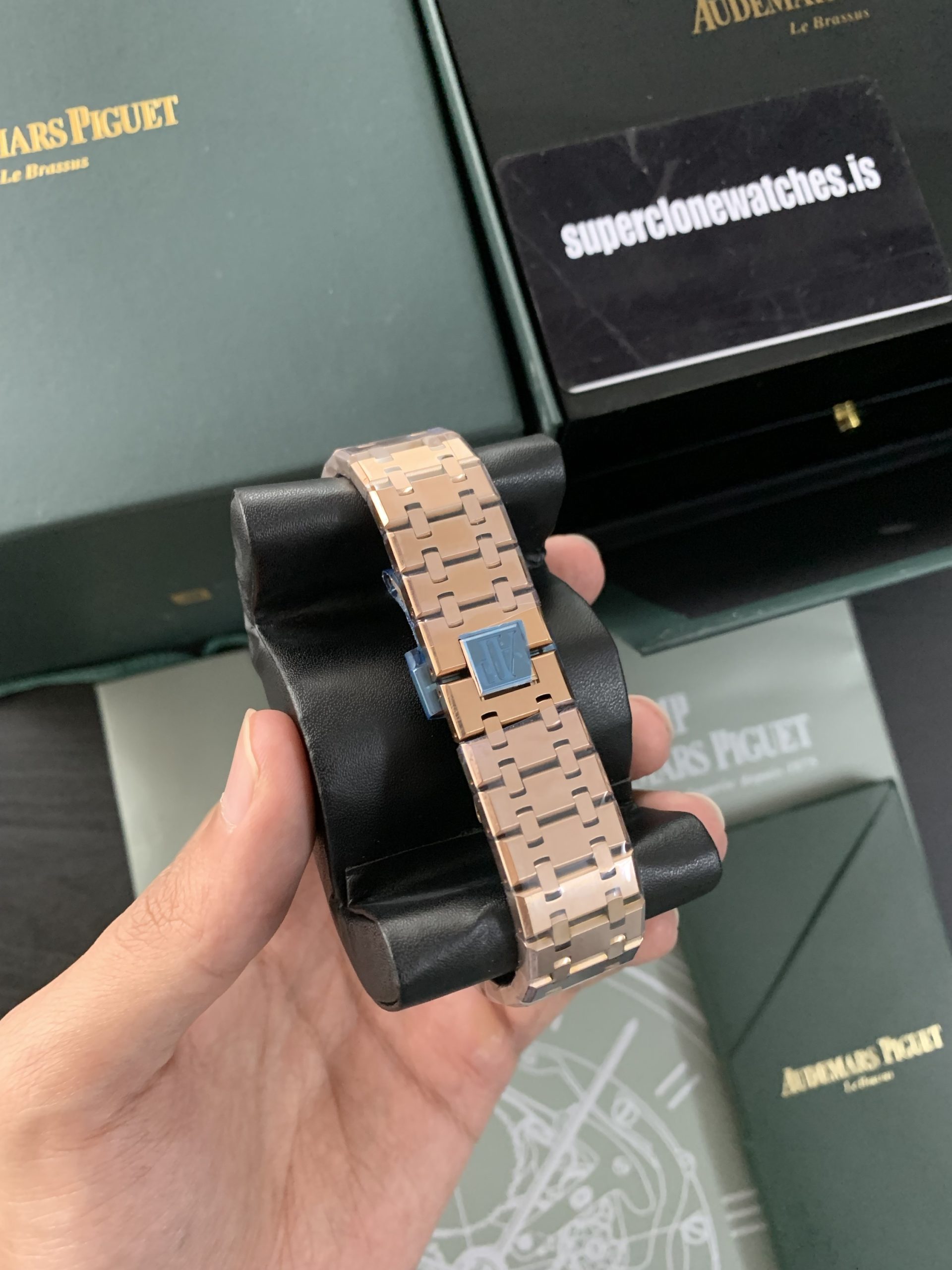 Audemars Piguet Royal Oak Skeleton Rose Gold Ref15407 Super Clone Replica - Image 7