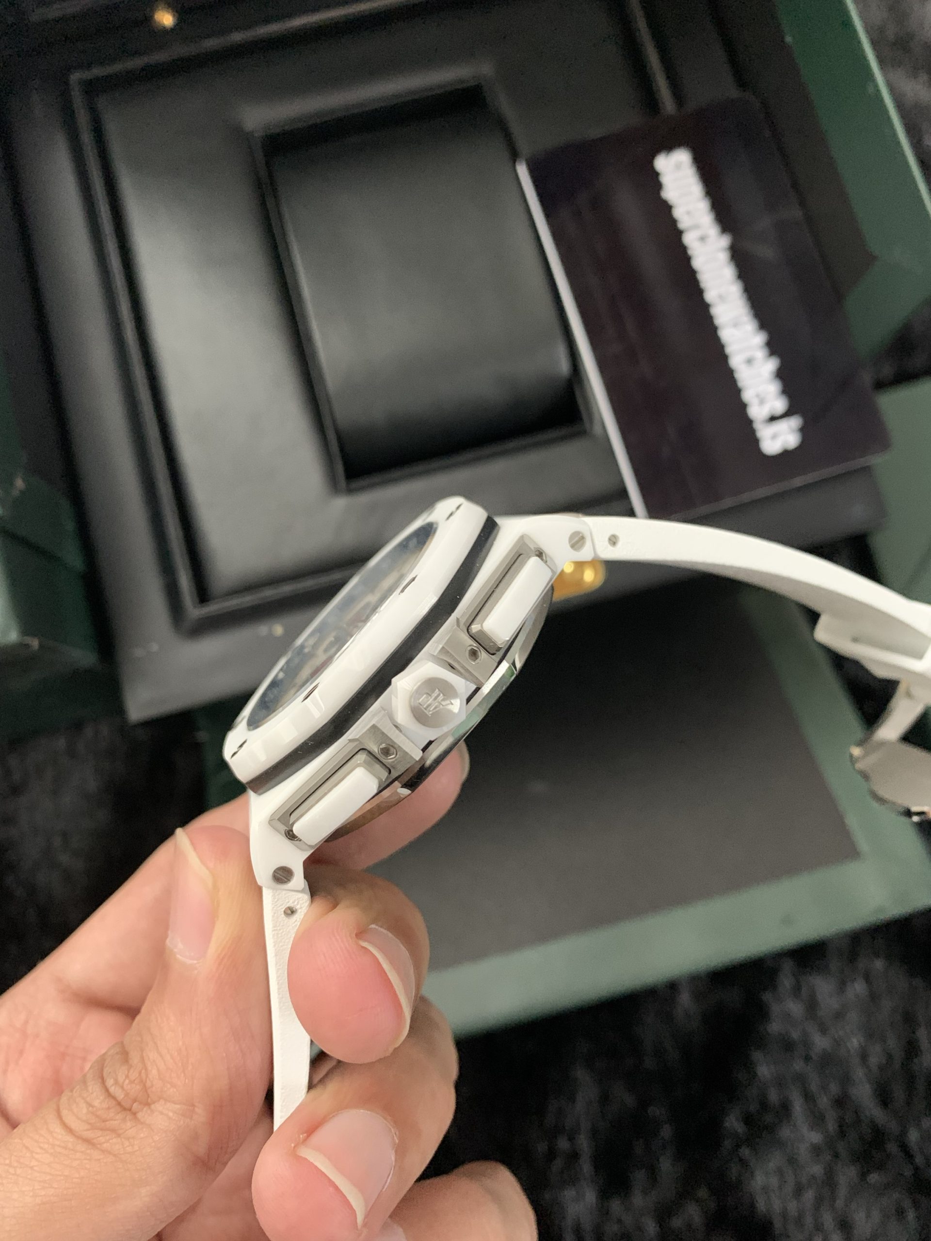 White Audemars Piguet Offshore Ceramic Ref 26402CB.OO.A010CA.01 Super Clone - Image 3